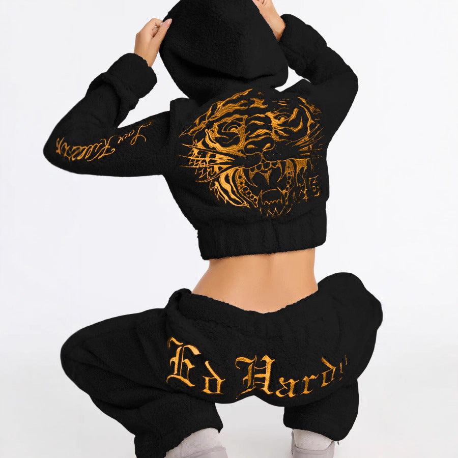 Padded velvet long-sleeved embroidered suit