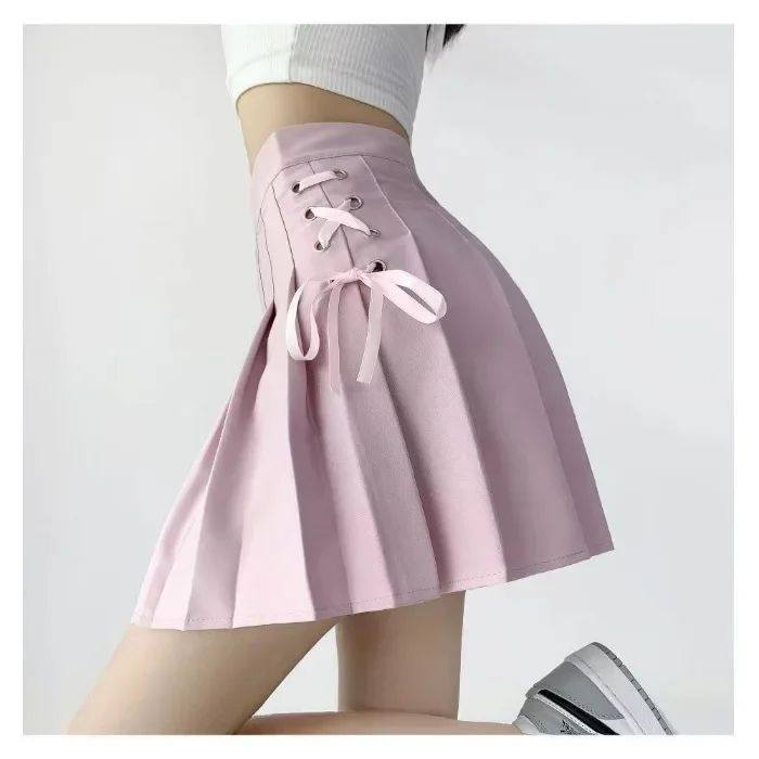 High-waisted pleated short skirt