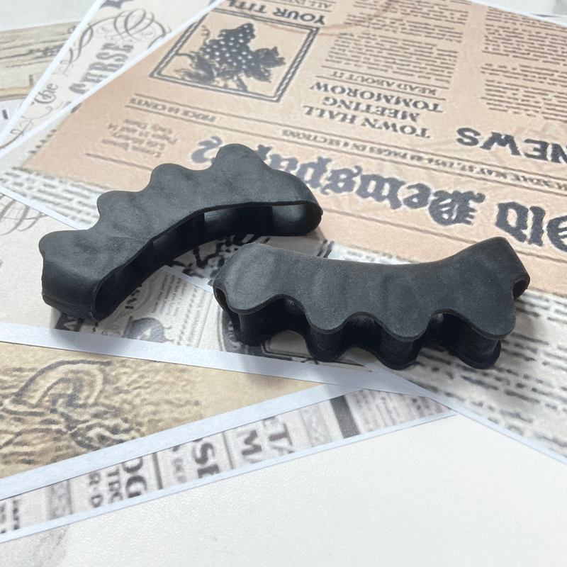 Five-hole toe separator orthotic