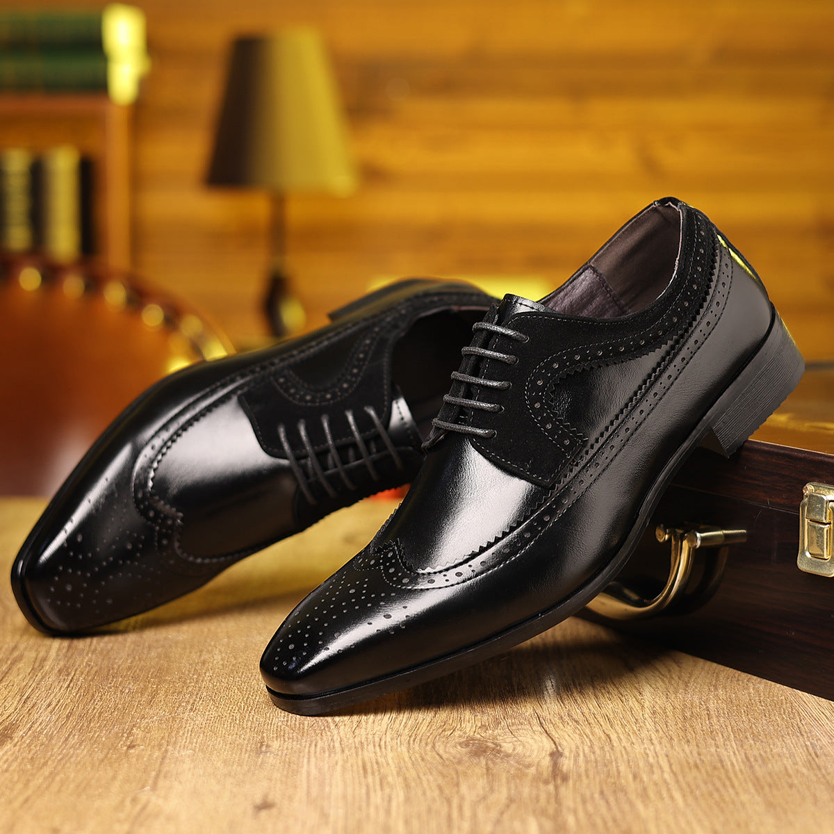 Men's business casual pointed-toe leather shoes